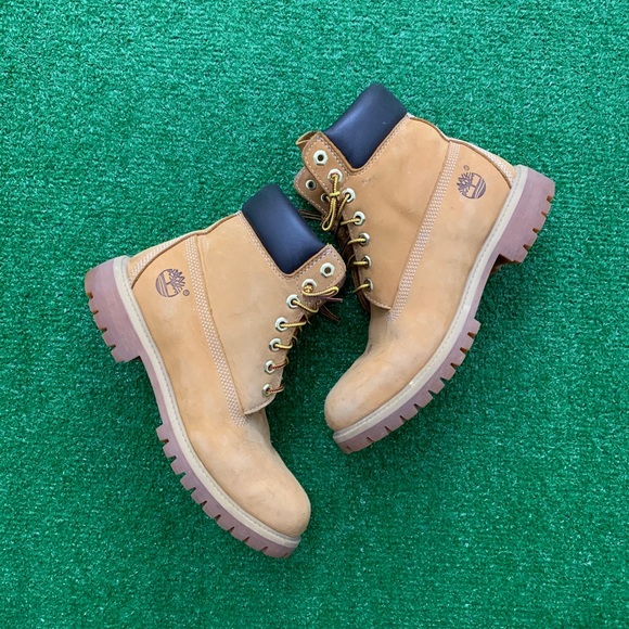 🥧 Classic Timberland 6-inch high Boot (Sz 8) - Picture 2 of 11